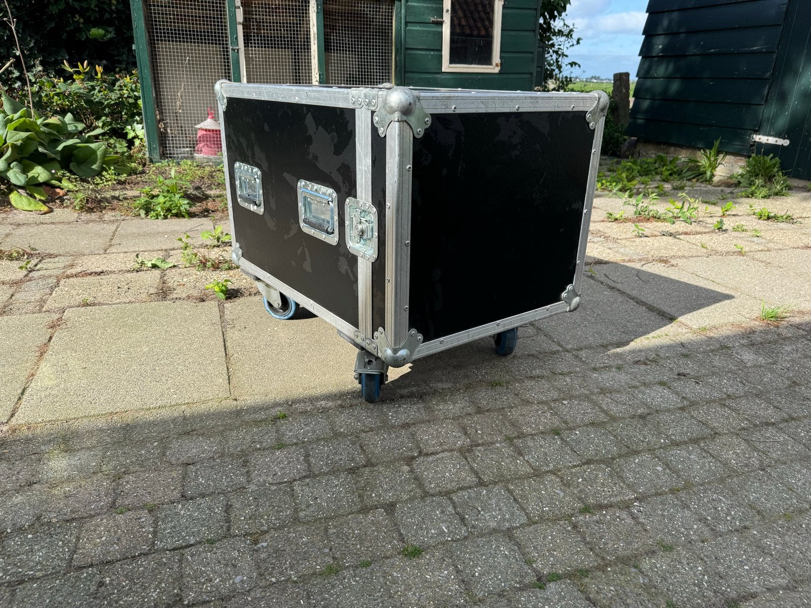 Flightcase op wielen met lades - reparatie nodig aan lades, Muziek en Instrumenten, Ophalen, Gebruikt, Flightcase