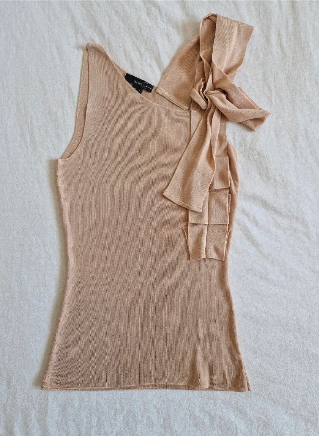 Mango top maat 36 met strikdetail, Kleding | Dames, Tops, Mango, Beige, Ophalen of Verzenden, Maat 36 (S)