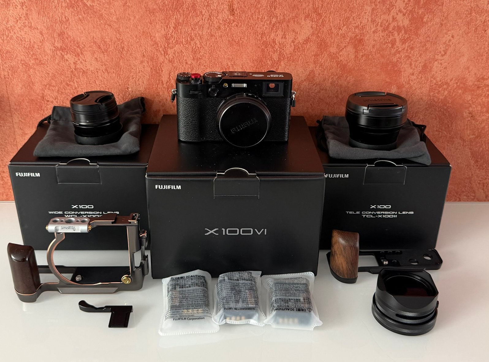 Fujifilm x100VI met alle accessoires en garantie, Audio, Tv en Foto, Fotocamera's Digitaal, Ophalen, Screenprotector, Zo goed als nieuw