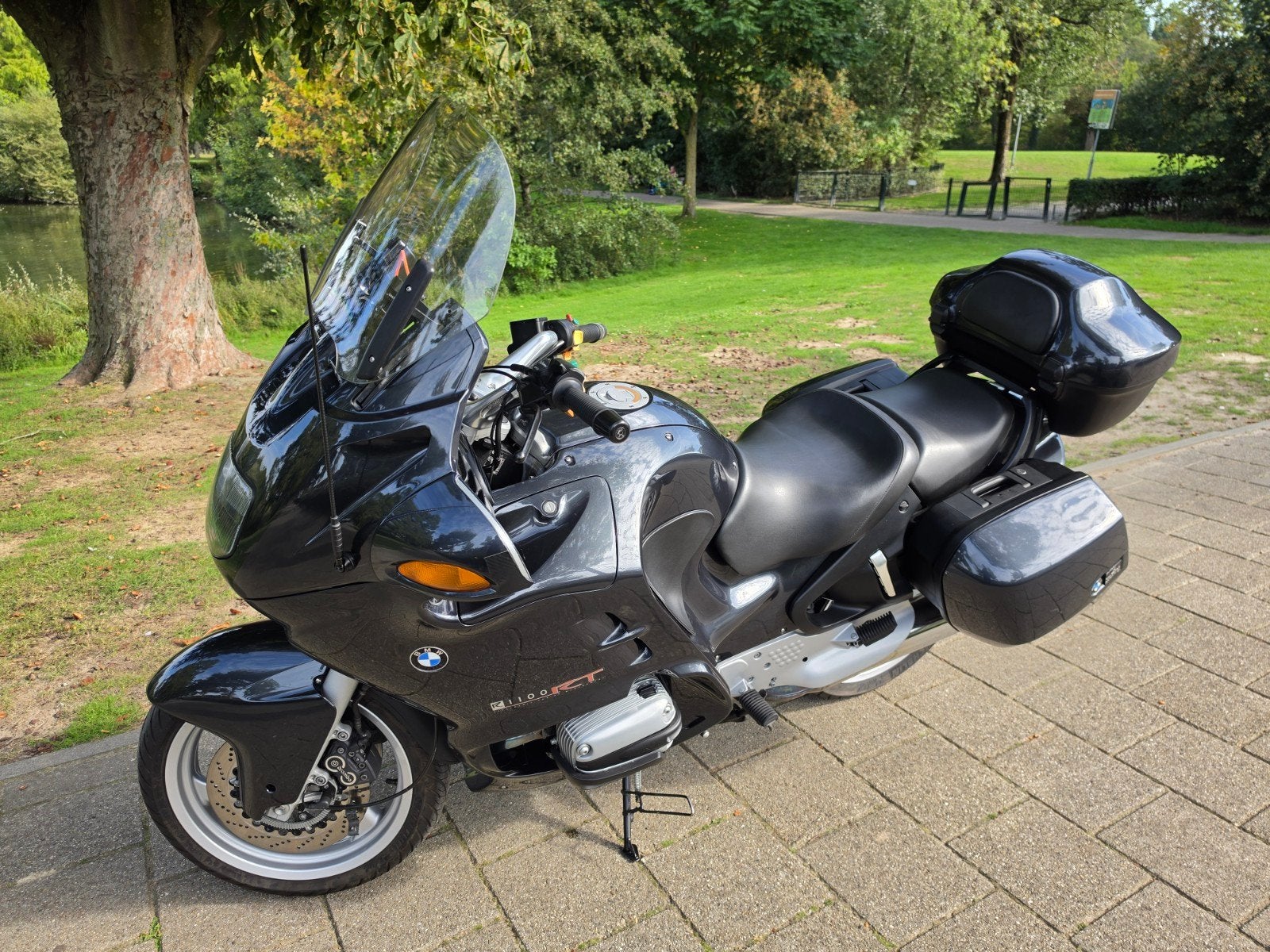 BMW R1100RT (2000) met Bluetooth radio en accessoires, Motoren, 2 cilinders, Occasion, Motorrijbewijs A, Particulier