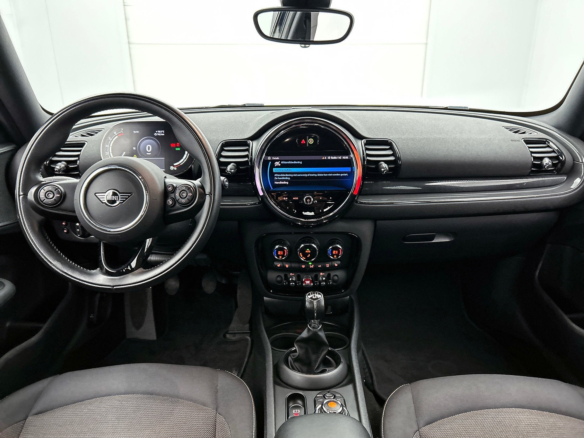 Mini Mini Clubman 1.5 Cooper Business Edition (NAVIGATIE, CL, Auto's, Mini, Voorwielaandrijving, Gebruikt, Bluetooth, Blauw