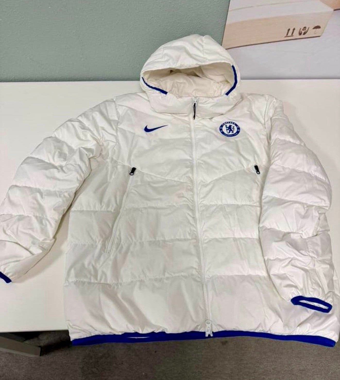 Nike Chelsea Player Issue Puffer Jas XXL Wit zeldzaam Jacket, Kleding | Heren, P, Wit, P, P