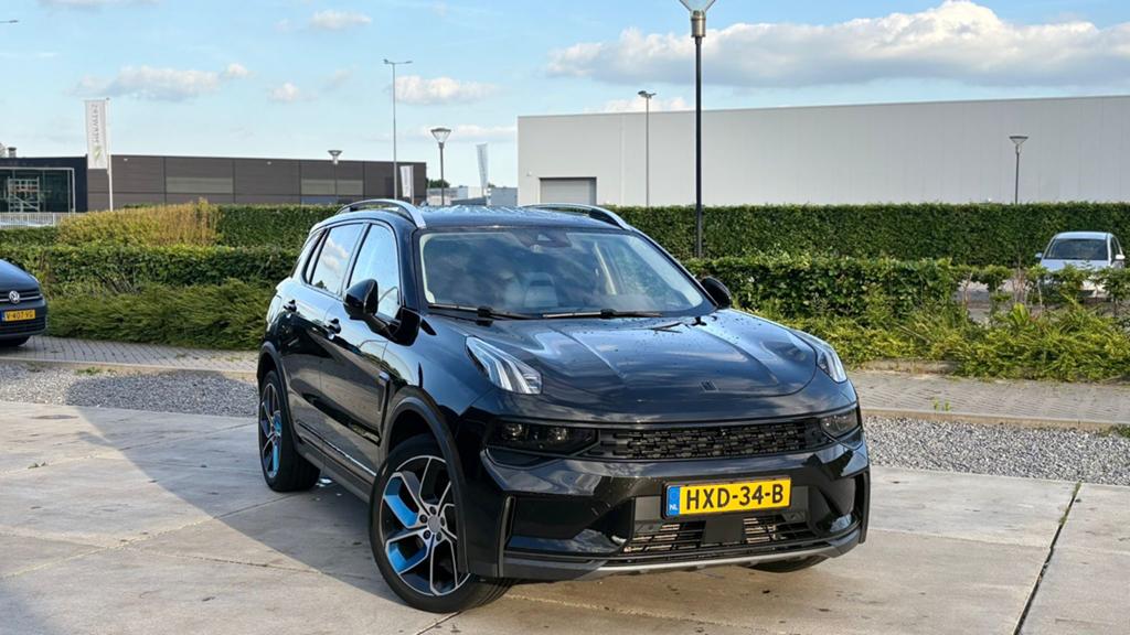 Lynk & Co 1.5TD 261pk Phev 7DCTH 2022 Zwart, Auto's, 1800 kg, 179 pk, Zwart, Plug-in hybride