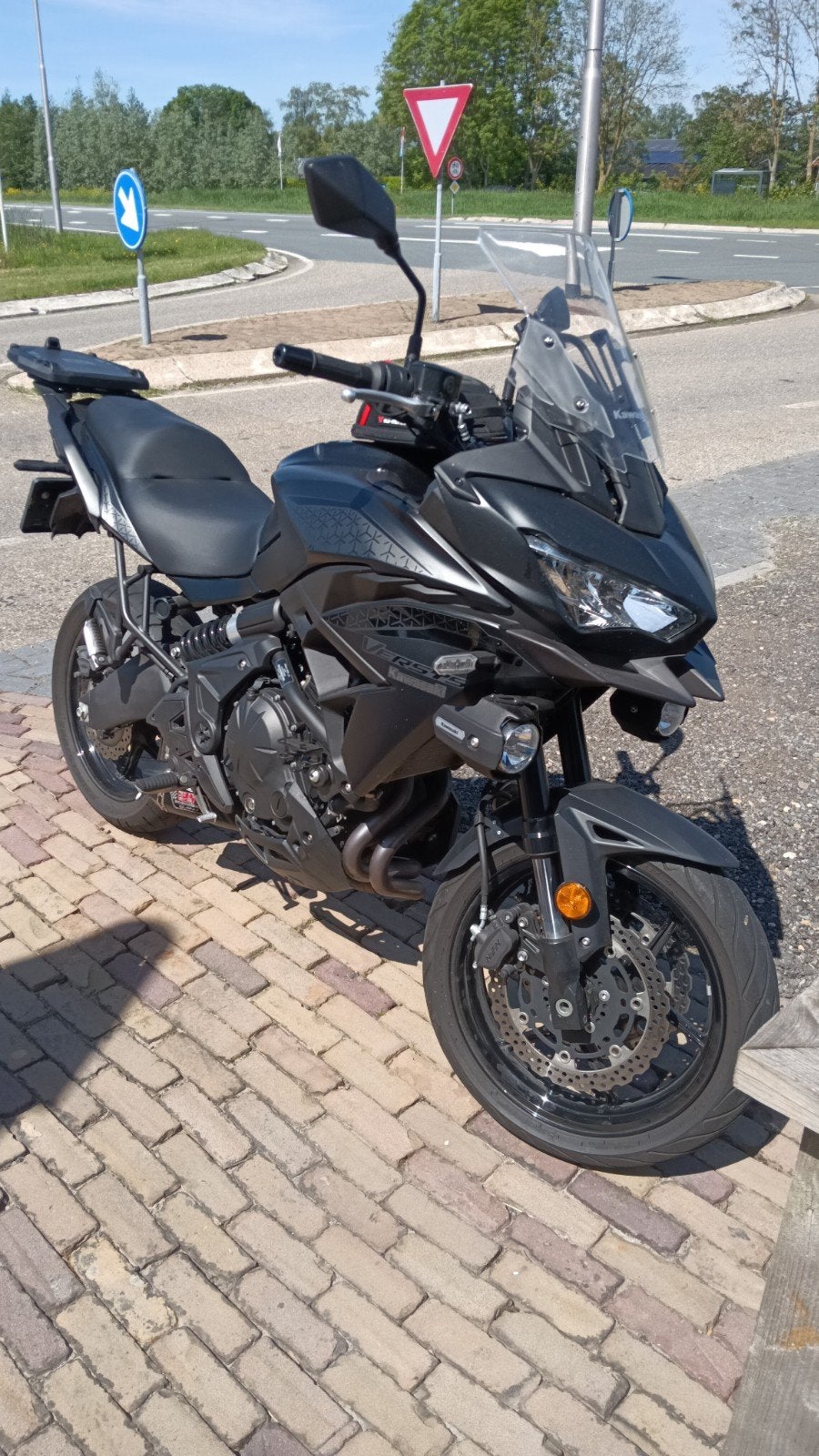 Kawasaki Versys 650 met handvatverwarming en extra's, Motoren