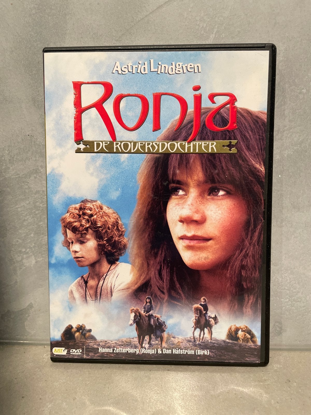 Ronja de Roversdochter - Astrid Lindgren DVD, Gebruikt, Alle leeftijden, Nederlands, Ophalen of Verzenden