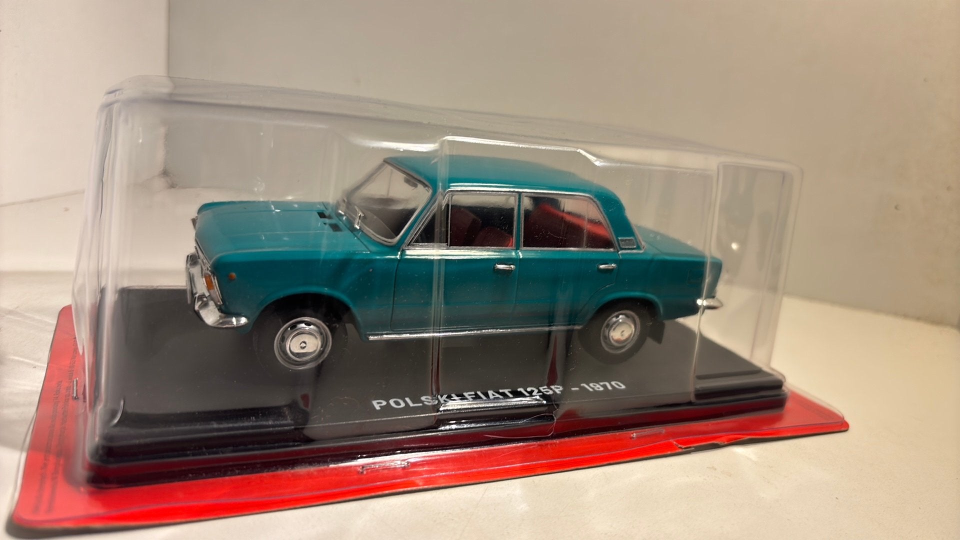 Polski fiat 125p 1970 hachette 1.24, Overige merken, Ophalen of Verzenden, A, A