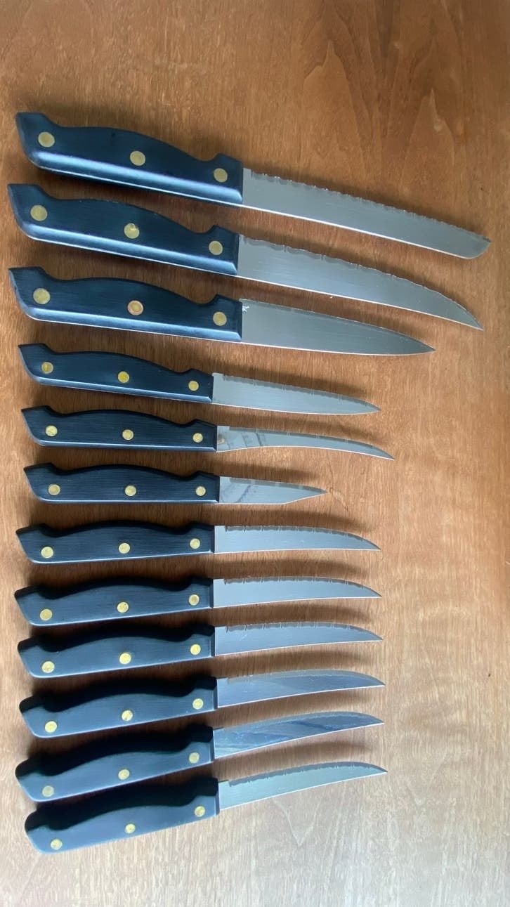 Messenblok met 12 messen - Laser, Ophalen, Gebruikt, Los bestek, Rvs of Chroom