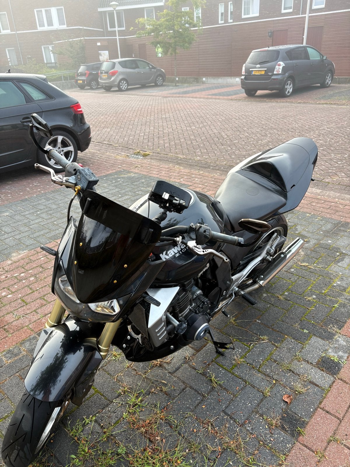 Kawasaki Z1000 Naked Bike - Sportief en Krachtig, Sportuitlaat, 4 cilinders, Gebruikt, Particulier