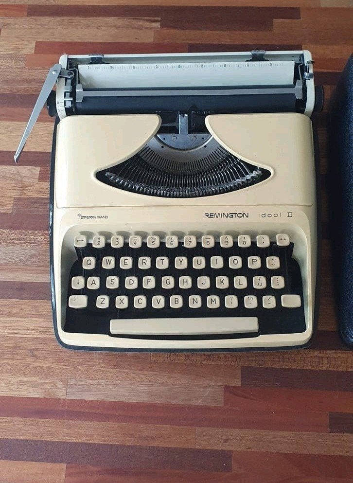 typmachine, Diversen, Ophalen
