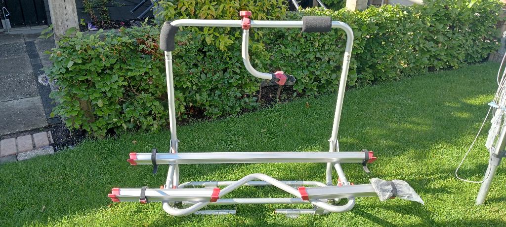 Kantelbare fietsendrager voor dissel, Ophalen, Gebruikt