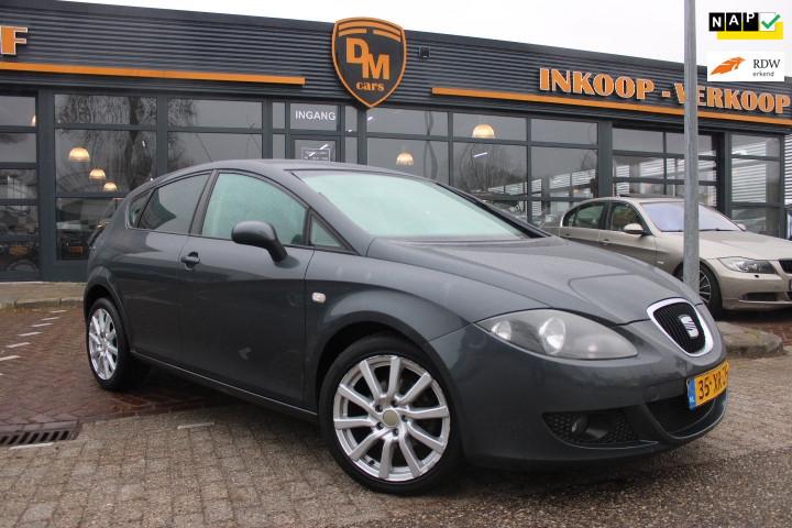 Seat Leon 1.6 Sportstyle | Airco | Bluethooth | Cruise |, Gebruikt, 4 cilinders, Leon, Euro 4