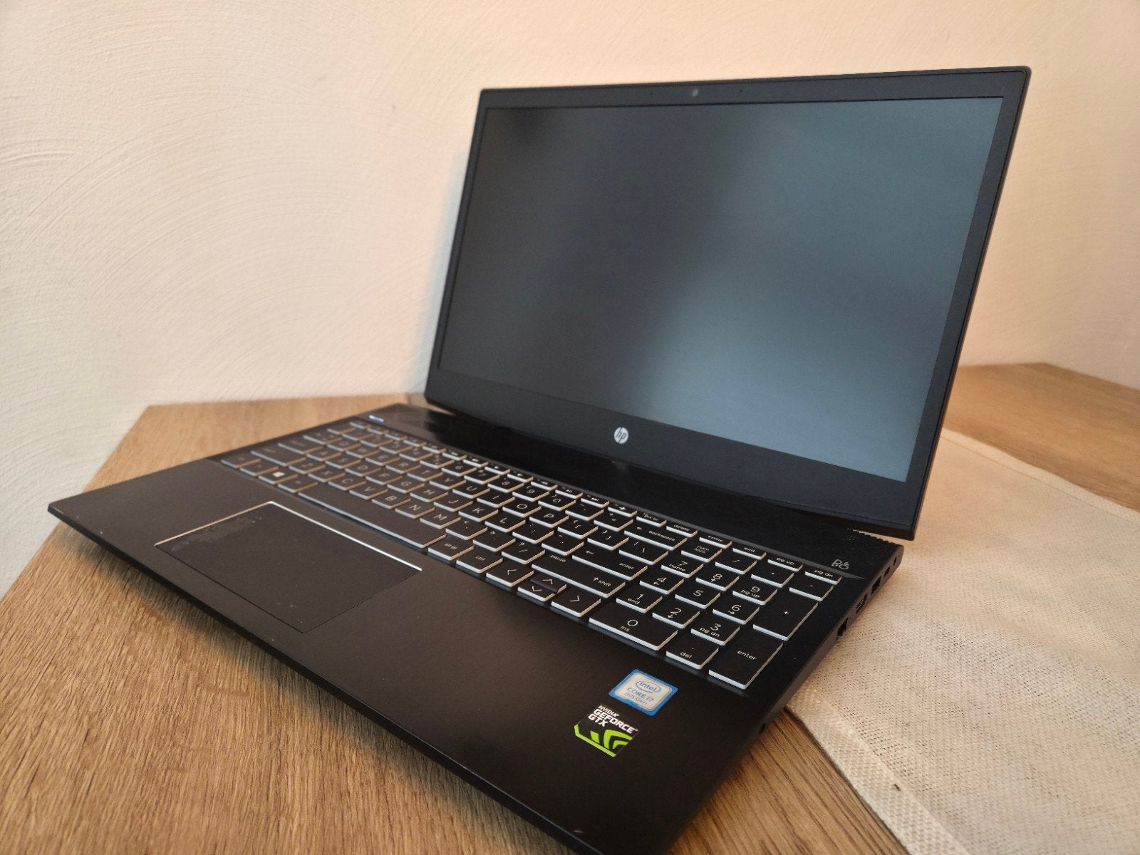 HP Pavilion Gaming Laptop G15-cx0830nd, Ophalen, Met videokaart, 2 tot 3 Ghz, Intel Core i7-8750H 2.2Ghz
