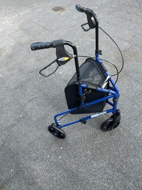 3 Wiels rollator, Diversen, Ophalen, Opvouwbaar, Zo goed als nieuw