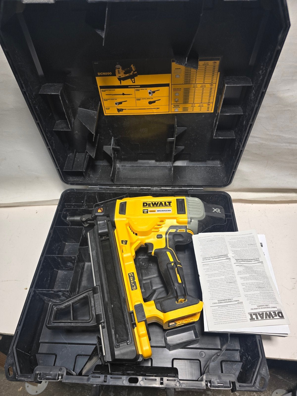 DeWalt DCN890N Accu betontacker | 18v Body, Dewalt, Nieuw, Ophalen of Verzenden, N.v.t
