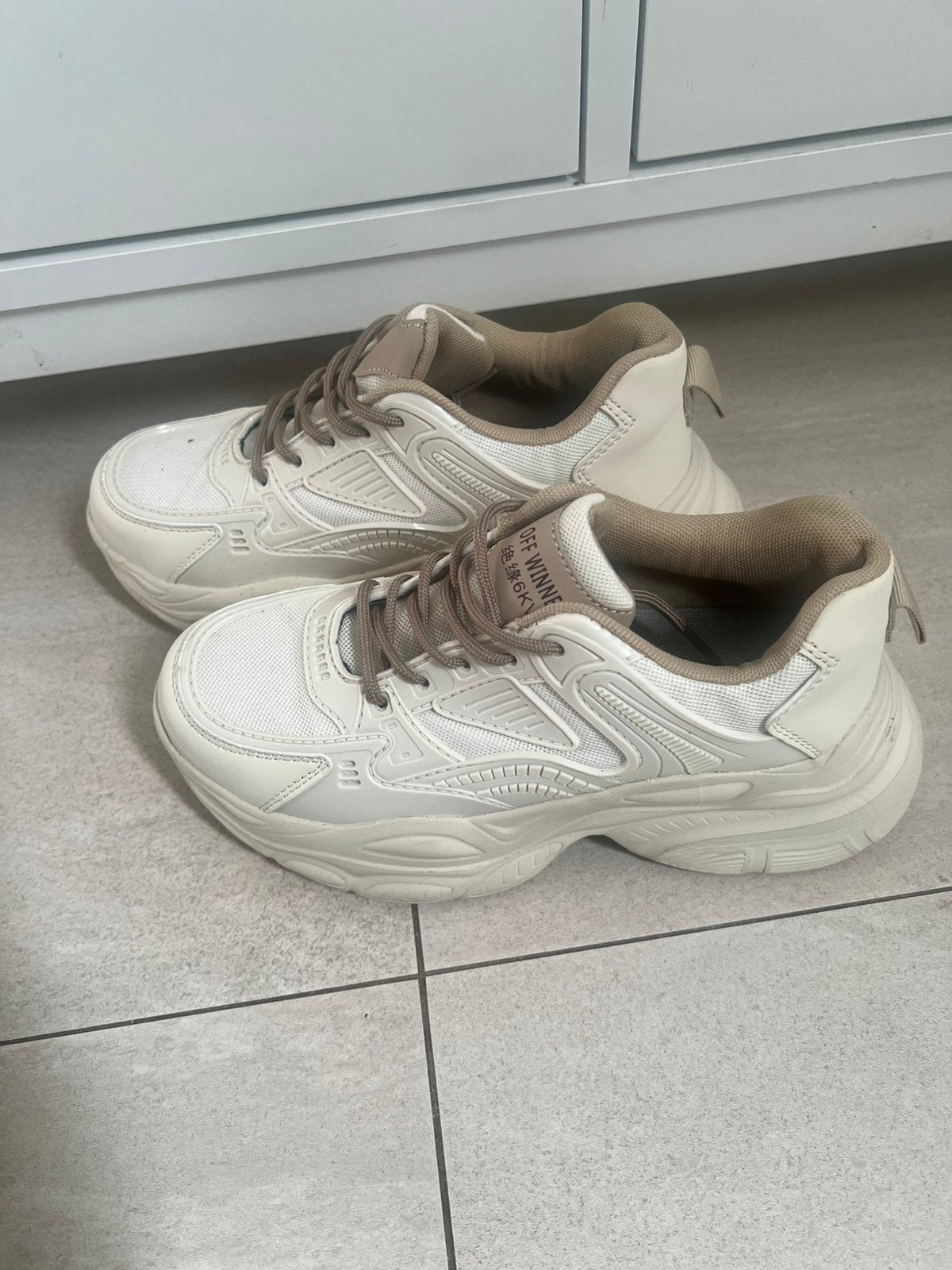 Werkschoenen maat 39, Ophalen of Verzenden, Zo goed als nieuw, Bruin, Sneakers of Gympen