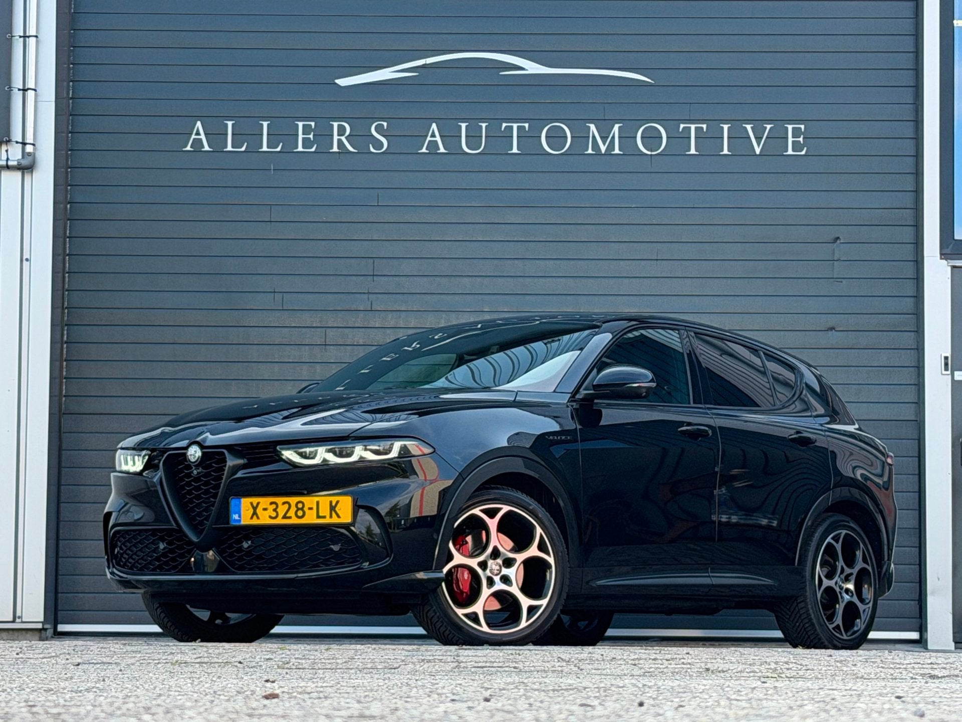 Alfa Romeo Tonale 1.5T Hybrid Veloce|TREKHAAK|CAMERA|360"|HA, Gebruikt, 4 cilinders, 700 kg, 160 pk