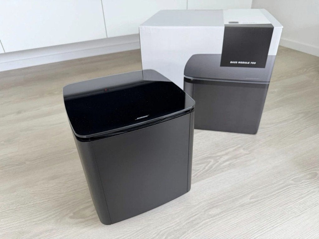 Bose Bass Module 700 subwoofer, zwart, Ophalen of Verzenden, Bluetooth, Zo goed als nieuw