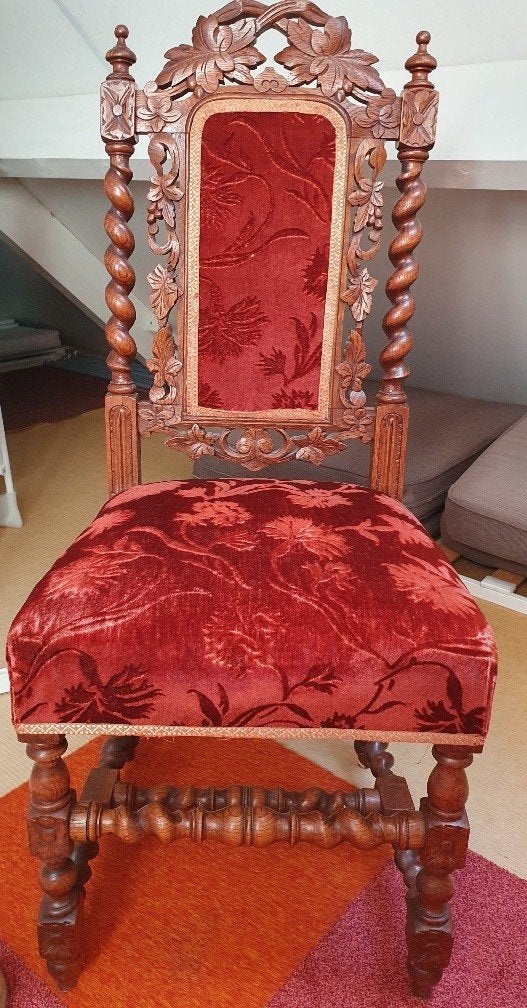 Antieke stoel met houtsnijwerk, Antiek en Kunst, Antiek | Meubels | Stoelen en Banken, Ophalen