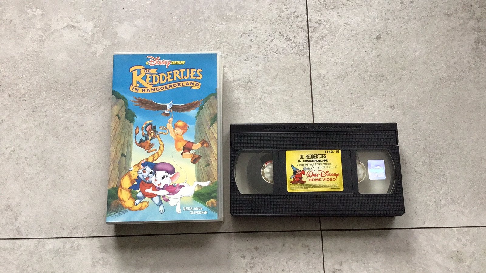 Disney videoband De reddertjes in kangoeroeland, Alle leeftijden, Ophalen of Verzenden, Zo goed als nieuw