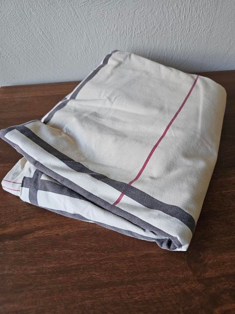 Burberry Dekbedovertrek - Beige met ruitpatroon, 200 x 220, Huis en Inrichting, Gebruikt, Beige, Dekbedovertrek, Tweepersoons