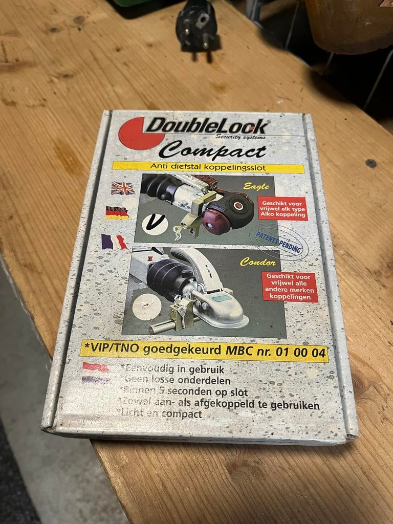 DoubleLock Compact anti diefstal koppeling slot, Ophalen of Verzenden, Zo goed als nieuw