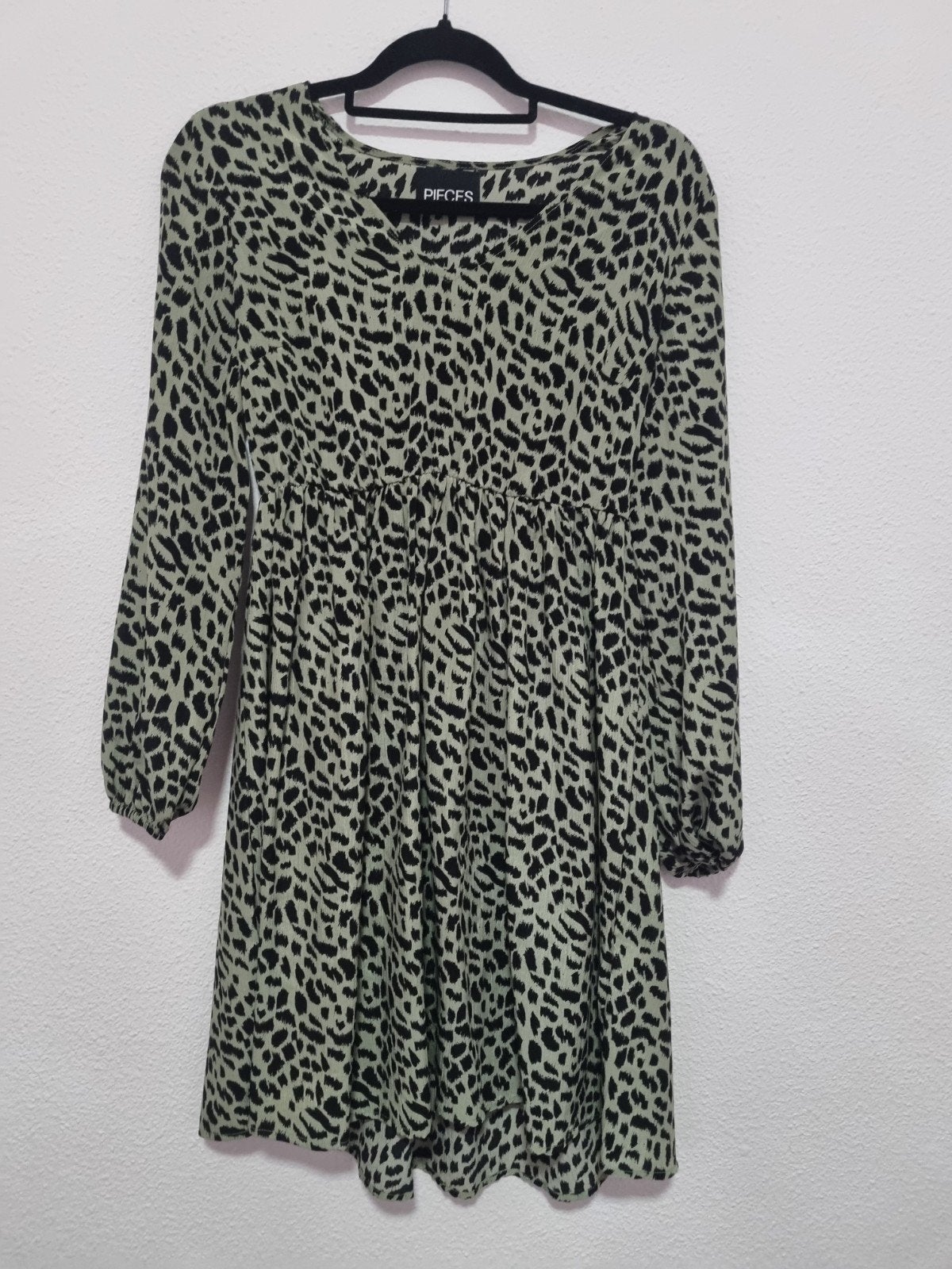 Jurk maat XS, Nieuw, Ophalen of Verzenden, Maat 34 (XS) of kleiner, Groen