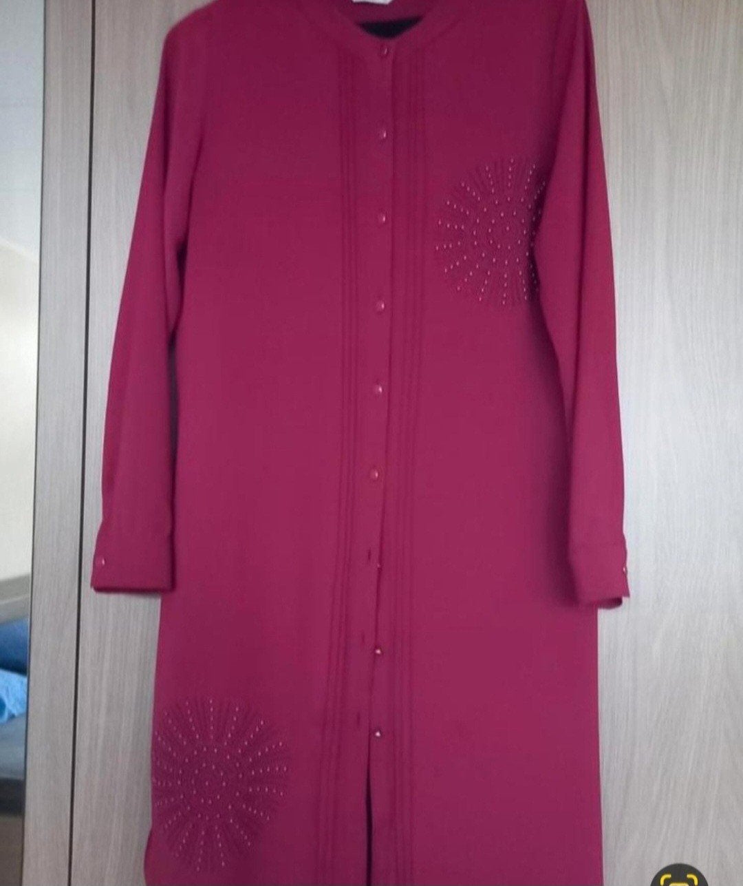 Lange fuchsia tuniek met knopen en versieringen, Ophalen, Maat 42/44 (L), Nieuw, Onbekend
