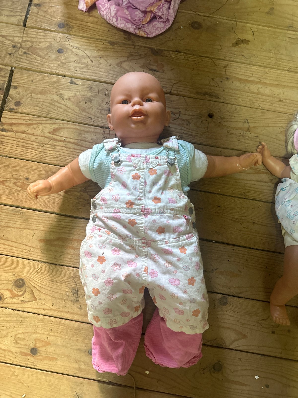 Leuke babypop met kleding, Ophalen of Verzenden, Gebruikt, Babypop