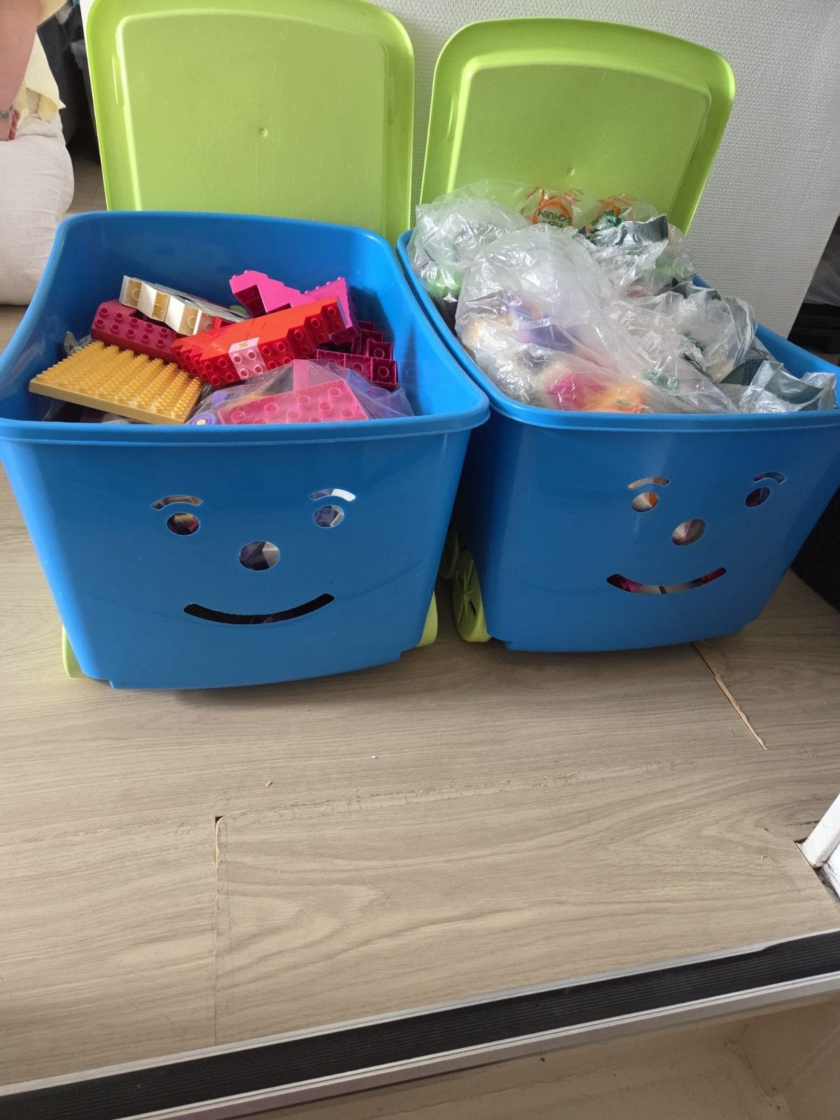 Hello kitty duplo lego MOET NU PER DIRECT WEG, Kinderen en Baby's, Speelgoed | Duplo en Lego, Ophalen, Gebruikt, Overige thema's