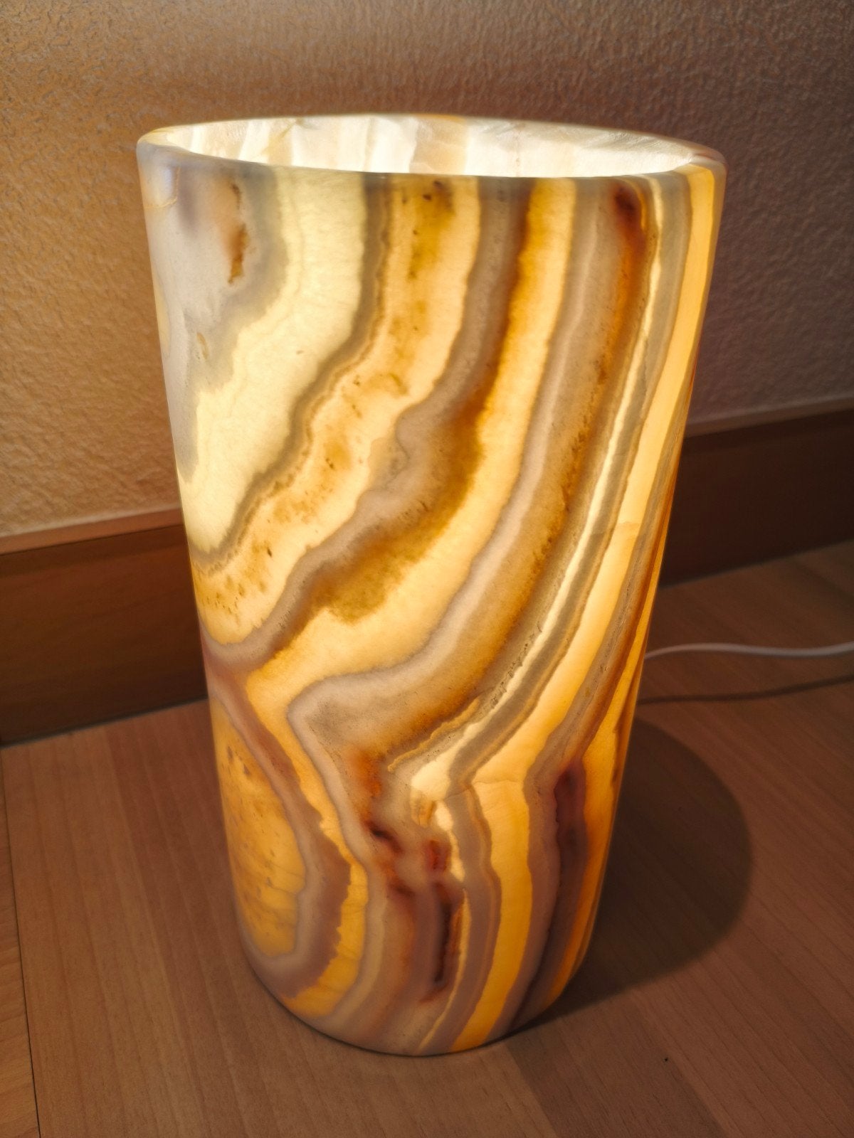 Unieke handgemaakte aragoniet lamp uit Marokko - 27cm, Zoutlamp, Overige merken, 27 cm, Nieuw