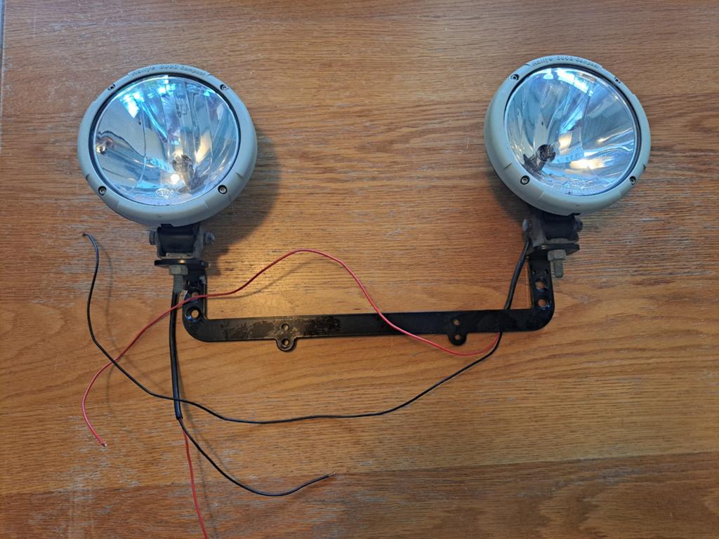 Hella Rallye 3003 Compact Verstralers met montagebracket, Ophalen, Nieuw