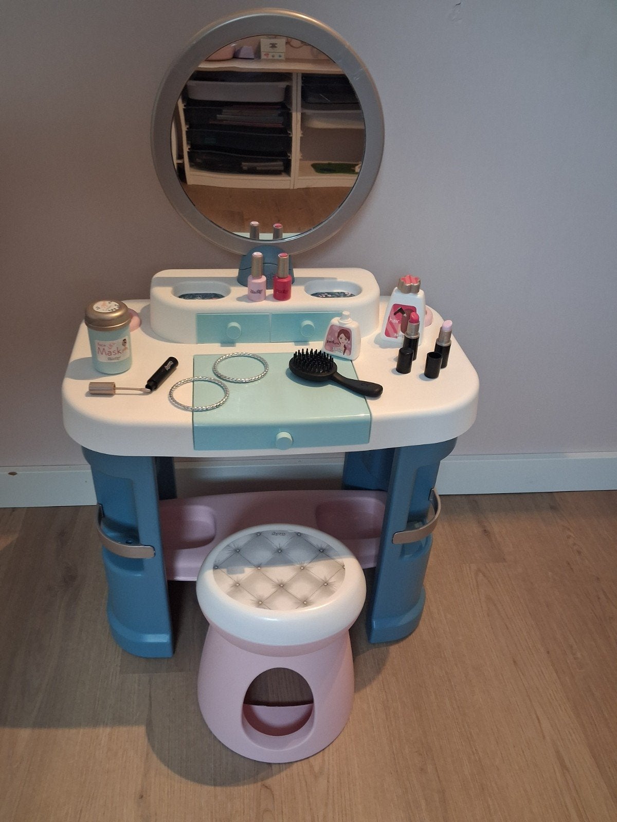 SMOBY Kaptafel met krukje en make-up accessoires, Ophalen, Gebruikt, Meisje