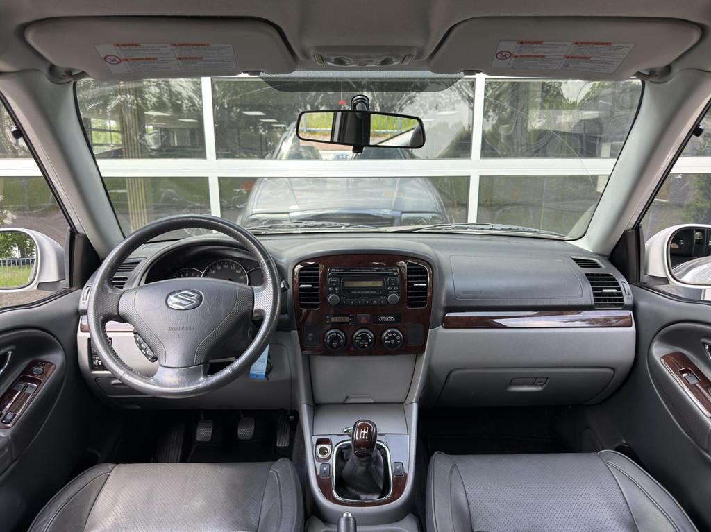 Suzuki Grand Vitara 1.6-16V Limited *Uniek* |Leder|Airco|Tre, 1345 kg, Zwart, 4 cilinders, Grand Vitara