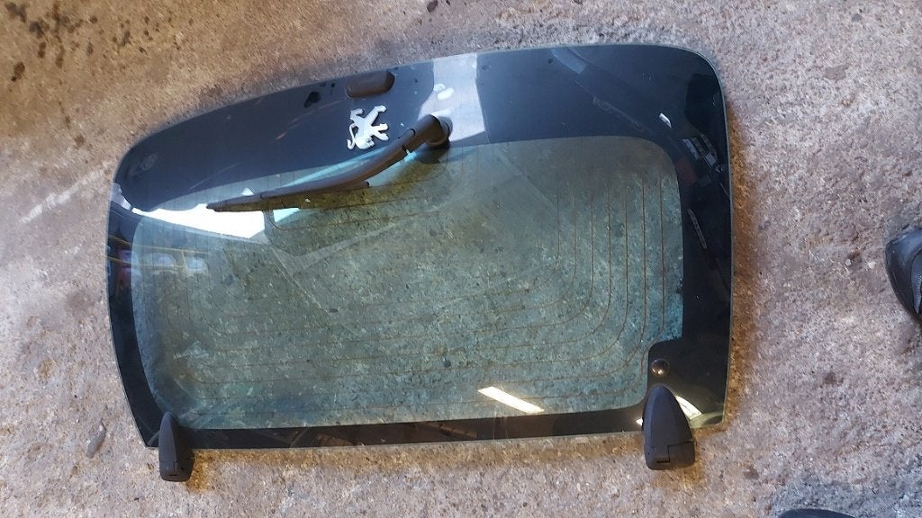 Achterste ruitenwisser arm Peugeot 107 uit 2006, Ophalen of Verzenden
