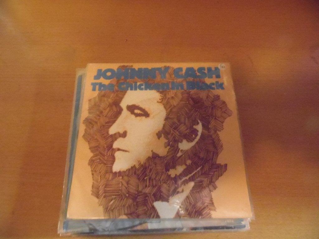 johnny cash. the chicken in black., Ophalen, Gebruikt, 7 inch, Overige genres