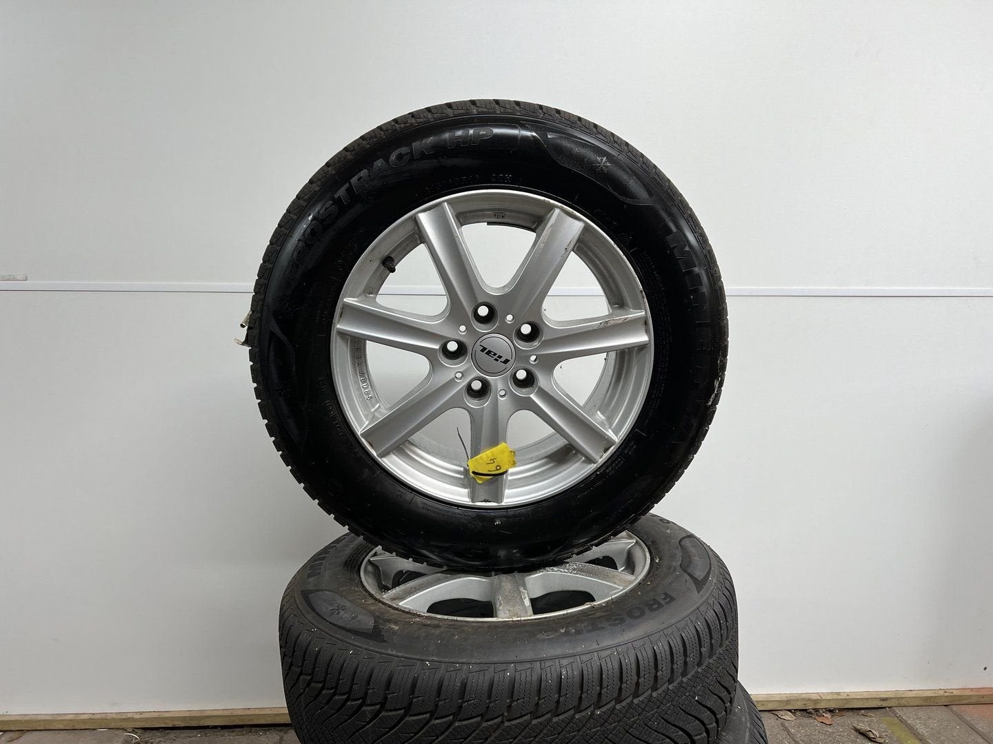 Nissan Qashqai 2007 -2014 Winterbanden 215/65 R16 Minerva, Gebruikt, -, -, Banden en Velgen