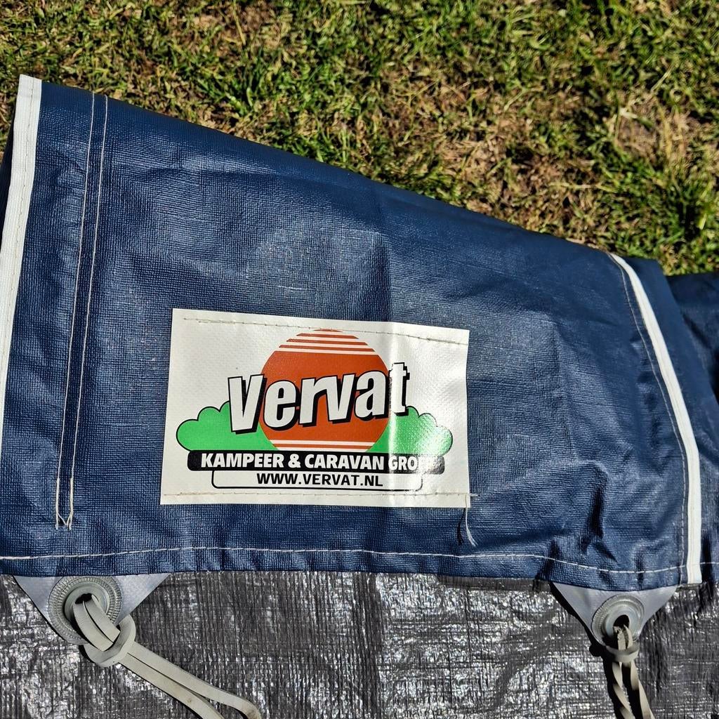 Vervat luifel met zijwanden maat 9, Ophalen
