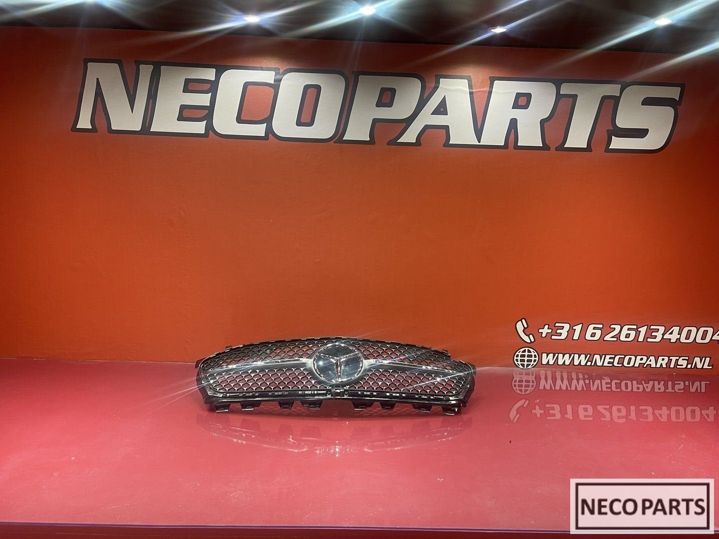 MERCEDES A KLASSE W177 GRIL GRILLE ORIGIENEEL ALLES LEVERBAA, Gebruikt, Ophalen of Verzenden, Achter, -