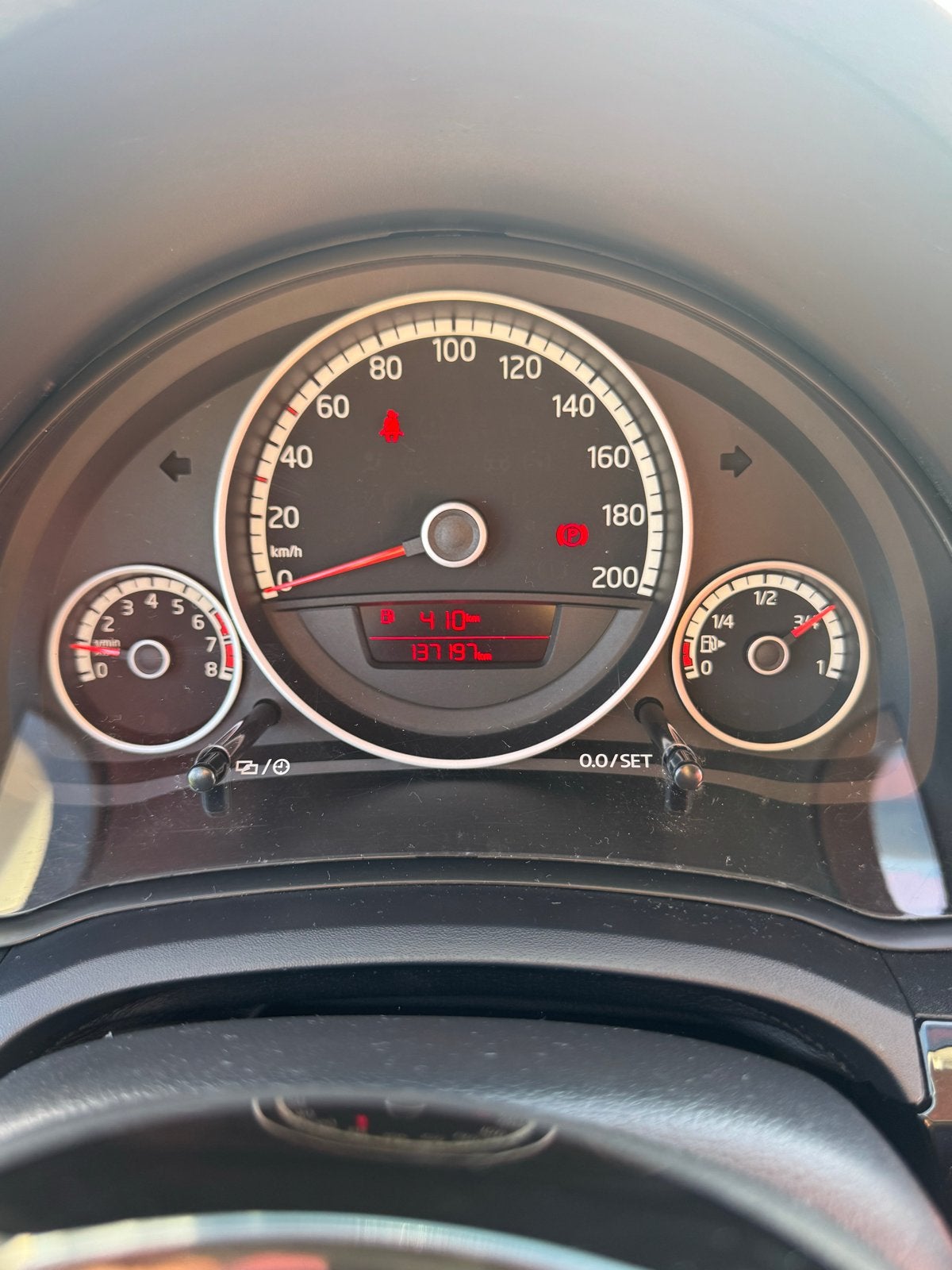 Foto 13 van Volkswagen up! 1.0 55KW AUT 2013 Zwart