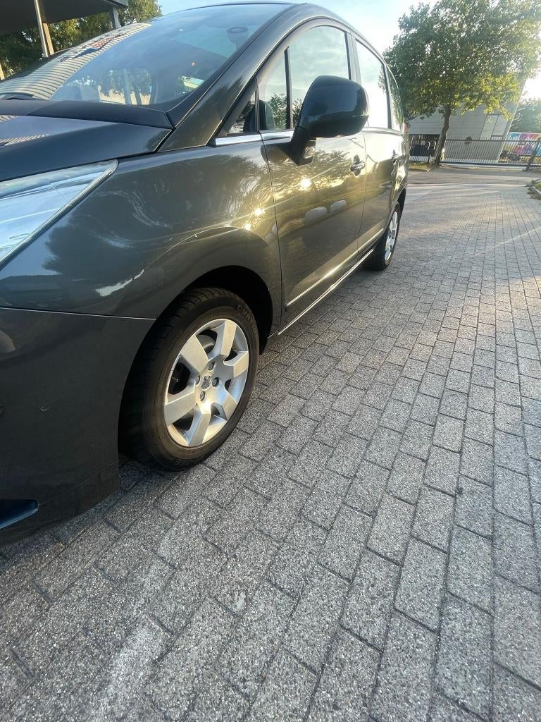 Peugeot 5008 1.6 - AUT 2011 - Trekhaak - APK tot feb 2027, Euro 5, 1650 kg, Origineel Nederlands, 1485 kg