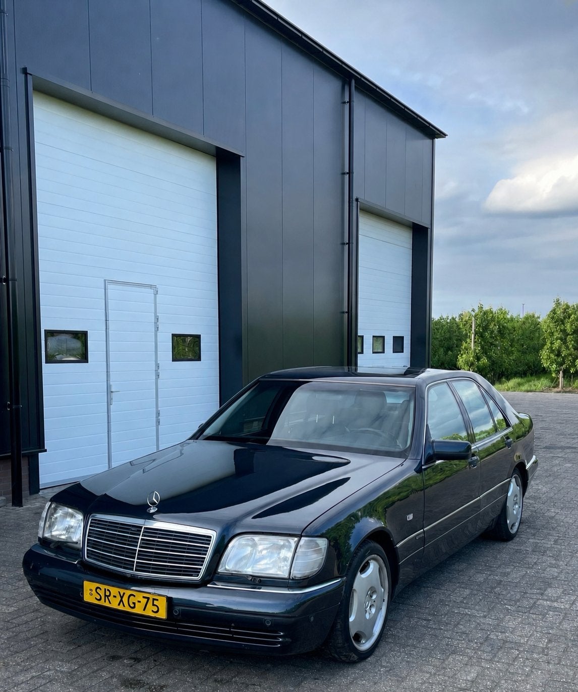 Mercedes-Benz S-Klasse 3.2 S320 Classic AUT 1998 Zwart, Auto's, Mercedes-Benz, Automaat, Zwart, Particulier, 1880 kg