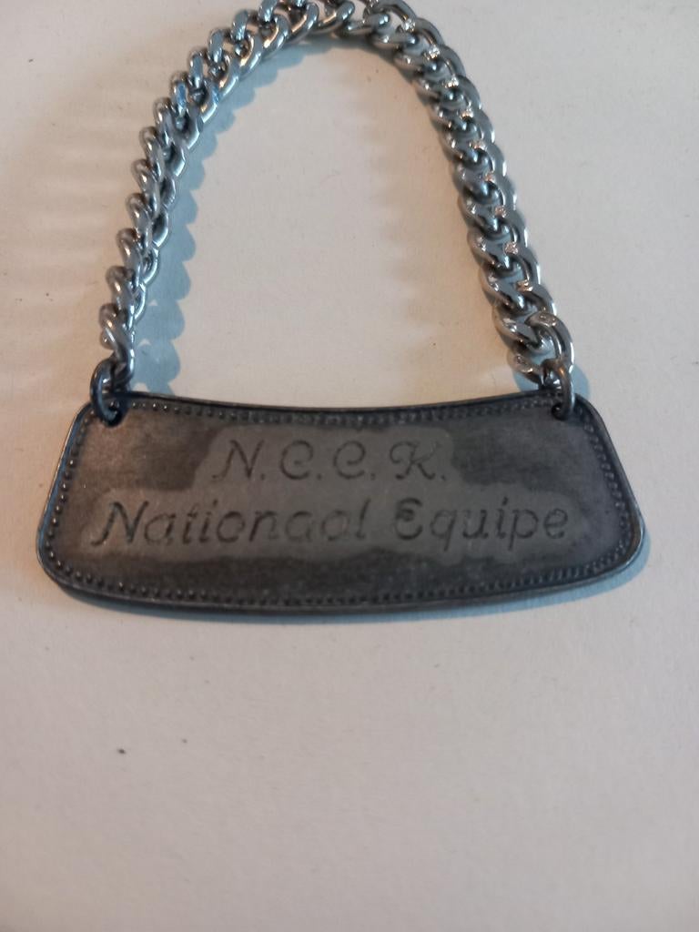 Naamplaatje N.C.E.K. National Equipe?, Verzamelen, Militaria | Algemeen, ., Ophalen of Verzenden, ., Nederland