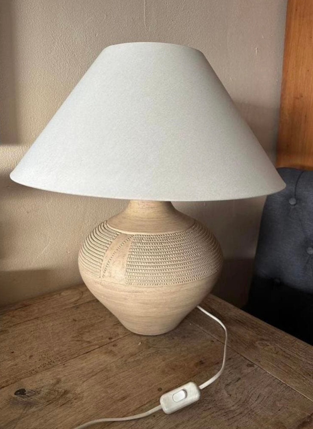 Vintage Indonesische tafellamp van aardewerk, Ophalen, Zo goed als nieuw, Handgemaakt, Design