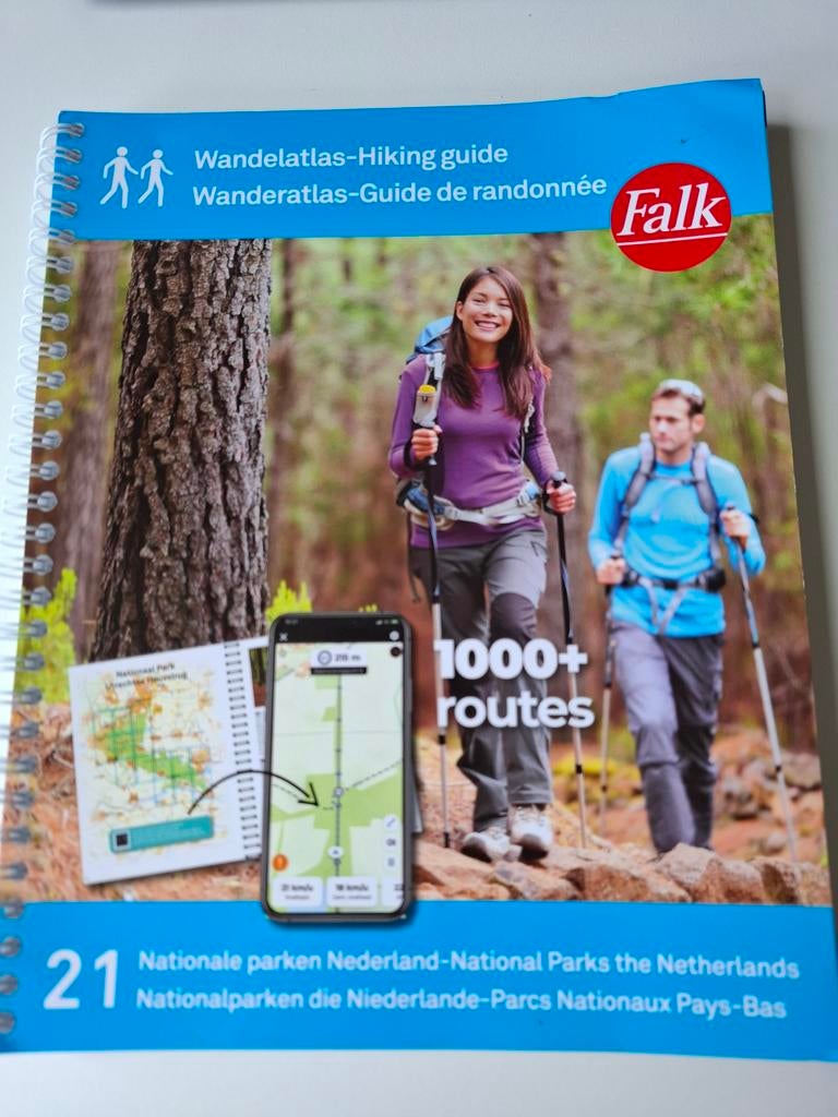 Falk wandelatlas knooppunten Nederland, Ophalen of Verzenden, Zo goed als nieuw
