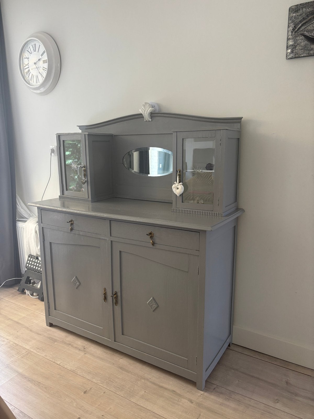 Vintage dressoir met spiegel en vitrinekastjes, Ophalen