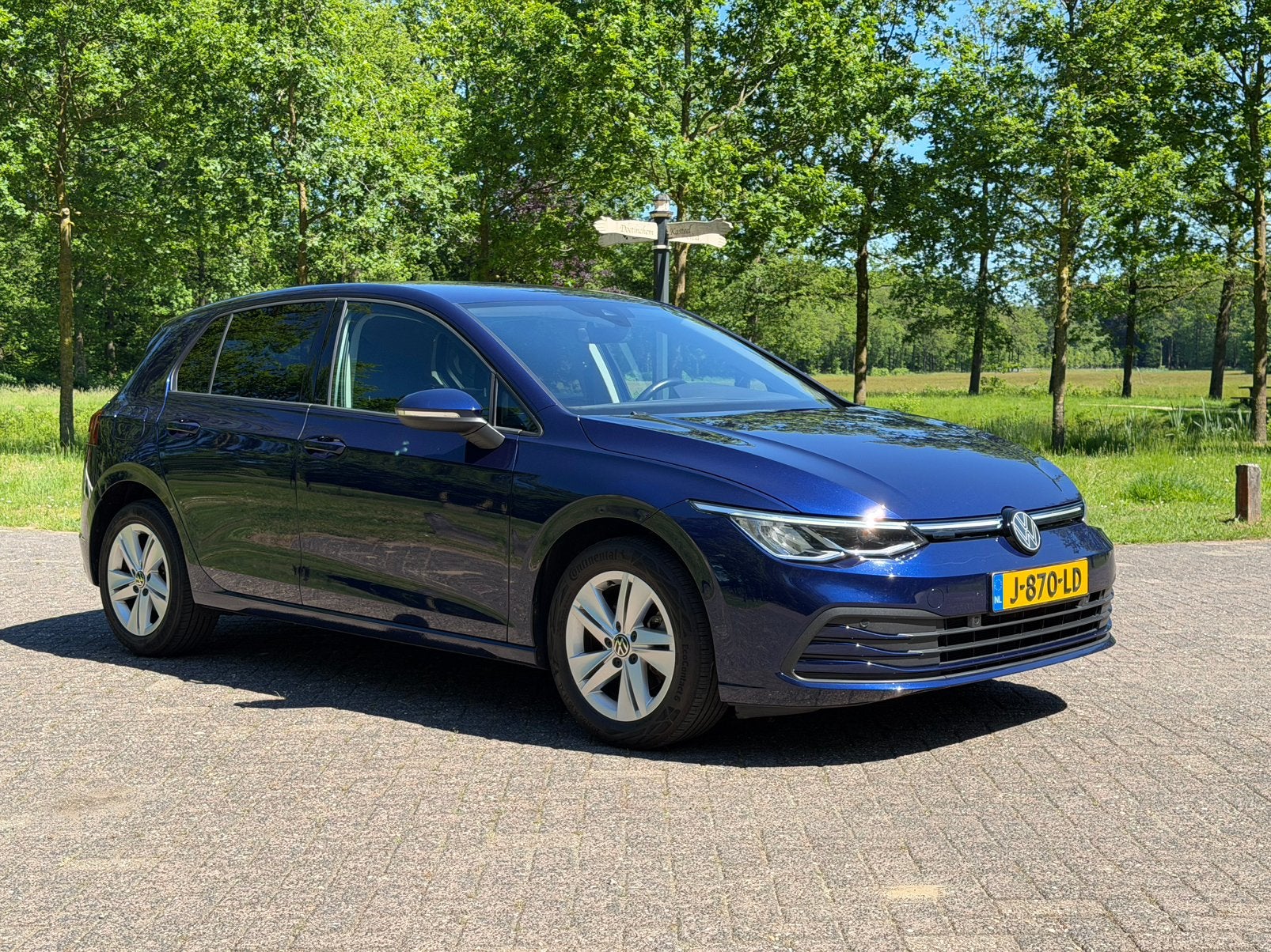 VWGolf 1.5 TSI 130pk sfeerverlichting/ACC LED Grill Ambient, Voorwielaandrijving, Dealer onderhouden, 4 cilinders, Blauw