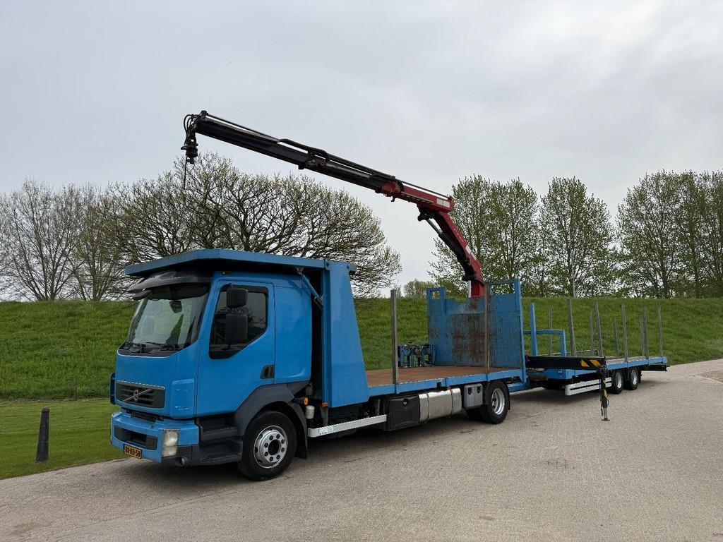 Volvo FLL 42 HMF 1300 Met 2 assige aanhanger VH1068, Achterwielaandrijving, Overige kleuren, Bedrijf, 2 stoelen