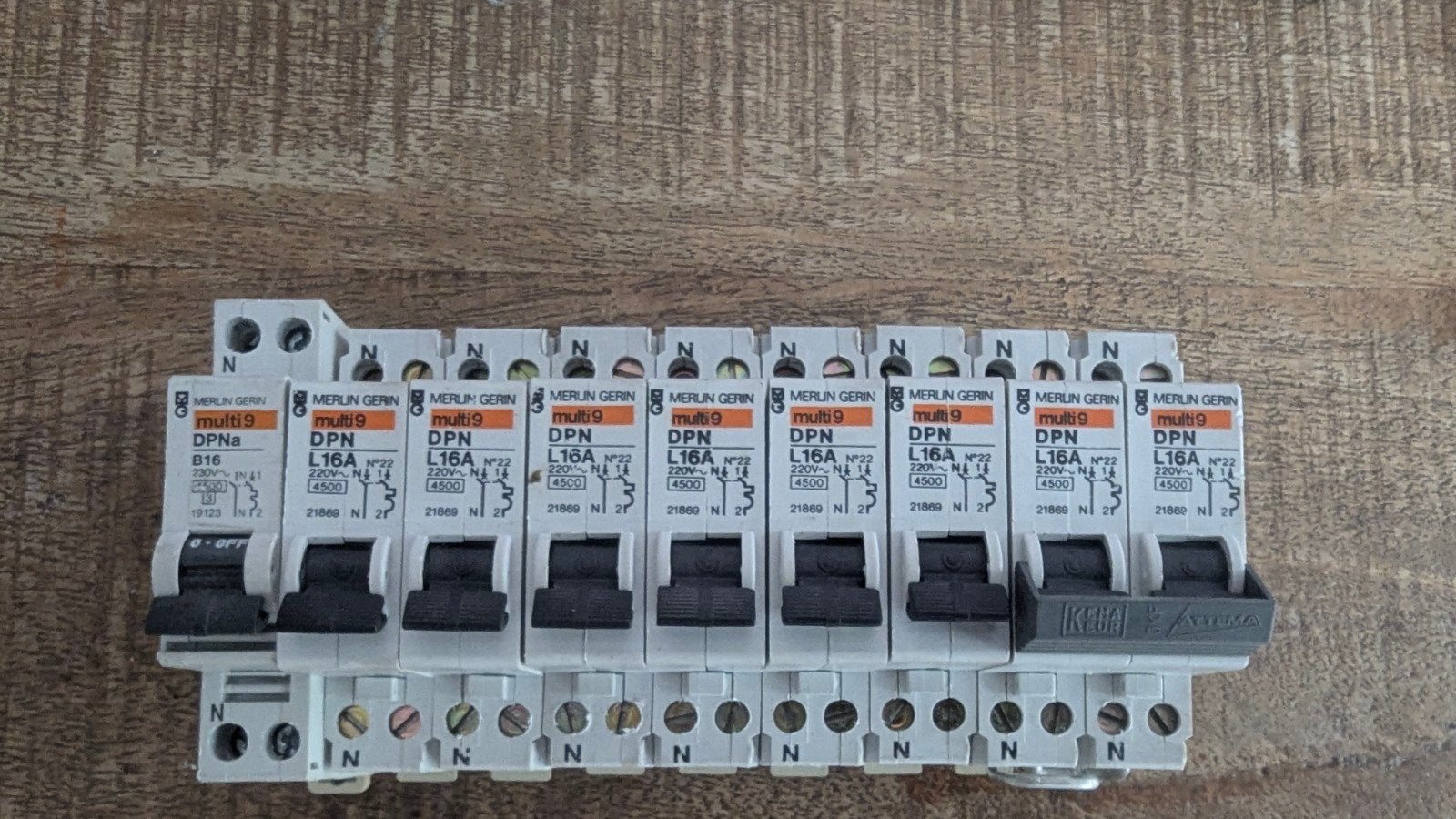 Schneider Electric Merlin Gerin Multi9 DPN 16A I, Ophalen of Verzenden, Overige typen