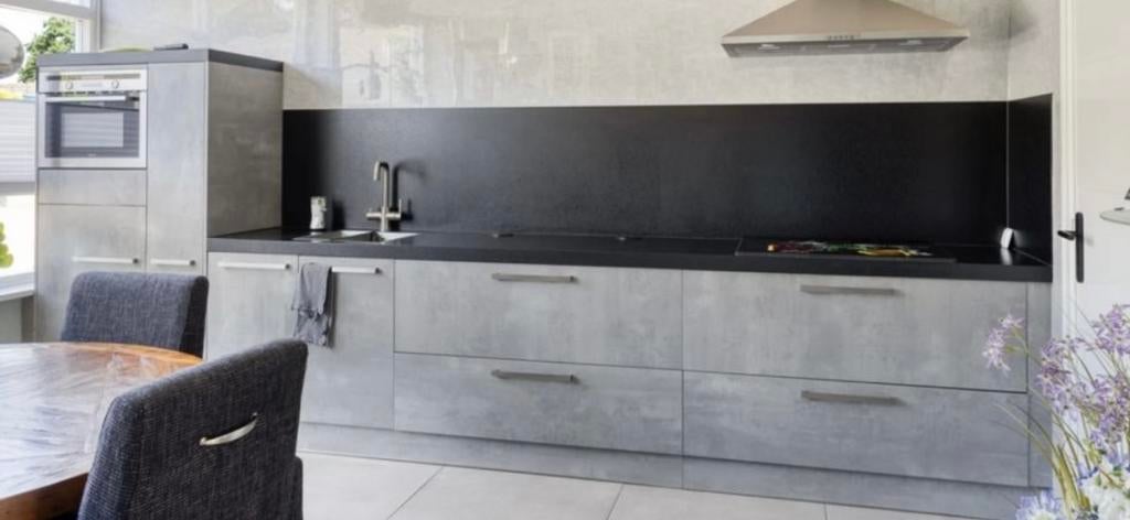 Zo goed als nieuwe keuken met oven en koelkast, Overige materialen, Enkelwandige keuken, Ophalen of Verzenden, Zo goed als nieuw