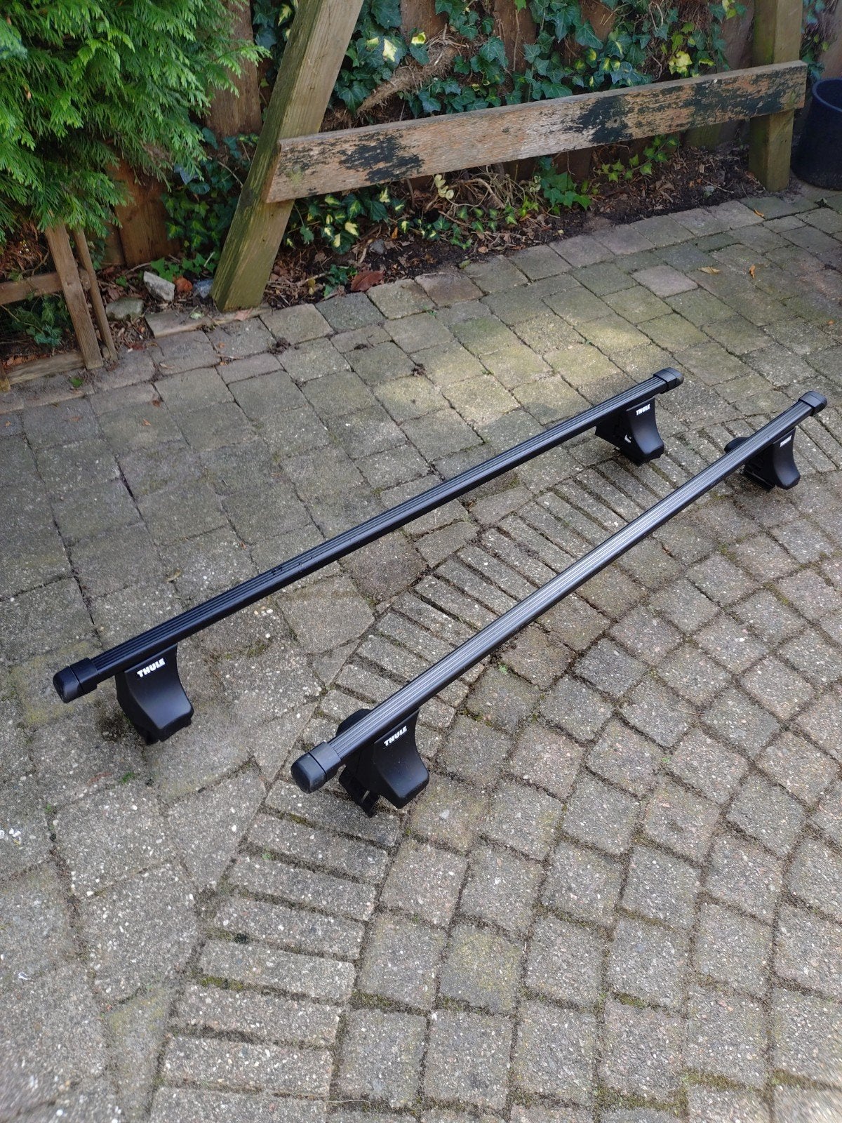 Thule dakdragers - Gebruikt maar in goede staat, Auto diversen, Ophalen, Gebruikt